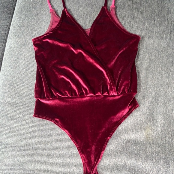Two piece velour set with bodysuit - Picture 4 of 6